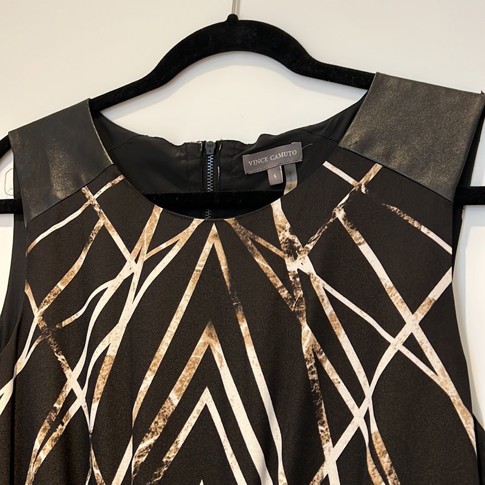 Vince Camuto size small dress with drawstring - Picture 2 of 2